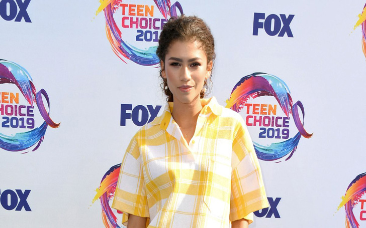 Zendaya's Latest Hairstyle Choice At The Teen Choice Awards Proved To Be The Perfect Mix Of Pretty And Practical